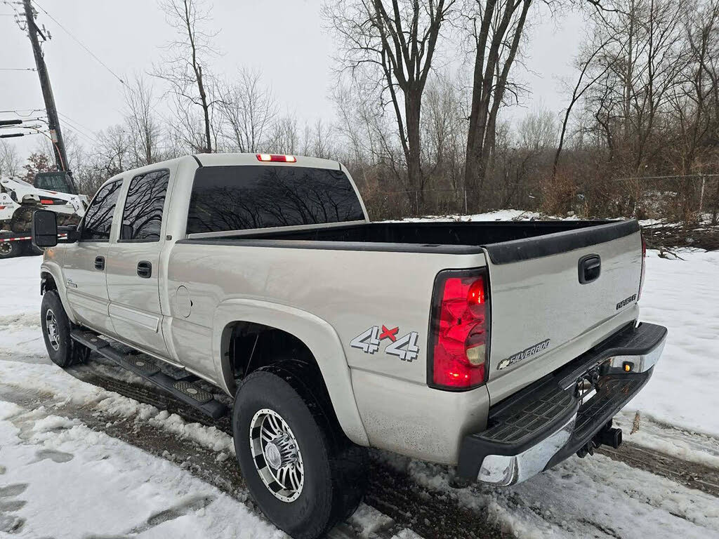 2006 Chevrolet Silverado 2500HD Crew Cab 4WD