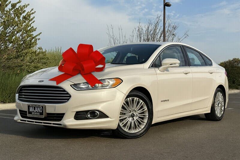 2014 Ford Fusion Hybrid SE FWD
