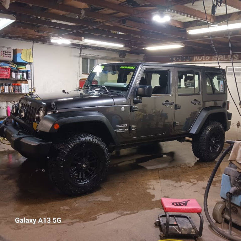 2014 Jeep Wrangler Unlimited Sport 4WD