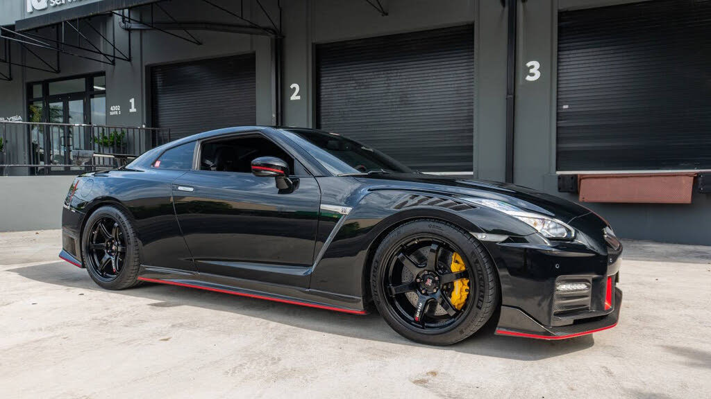 2017 Nissan GT-R NISMO