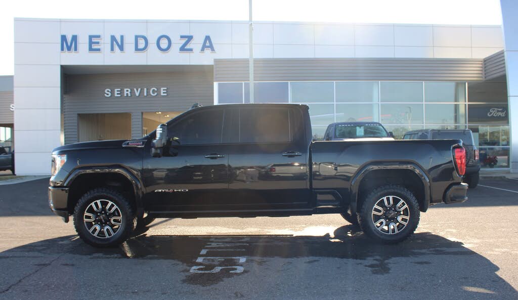 2023 GMC Sierra 2500HD AT4 Crew Cab 4WD