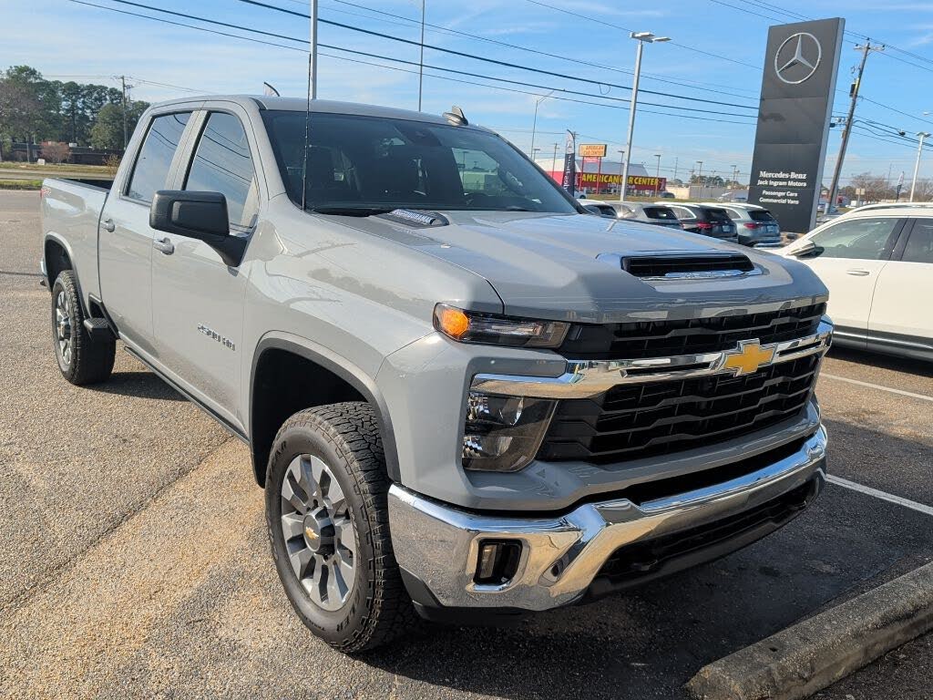 2024 Chevrolet Silverado 2500HD LT Crew Cab 4WD