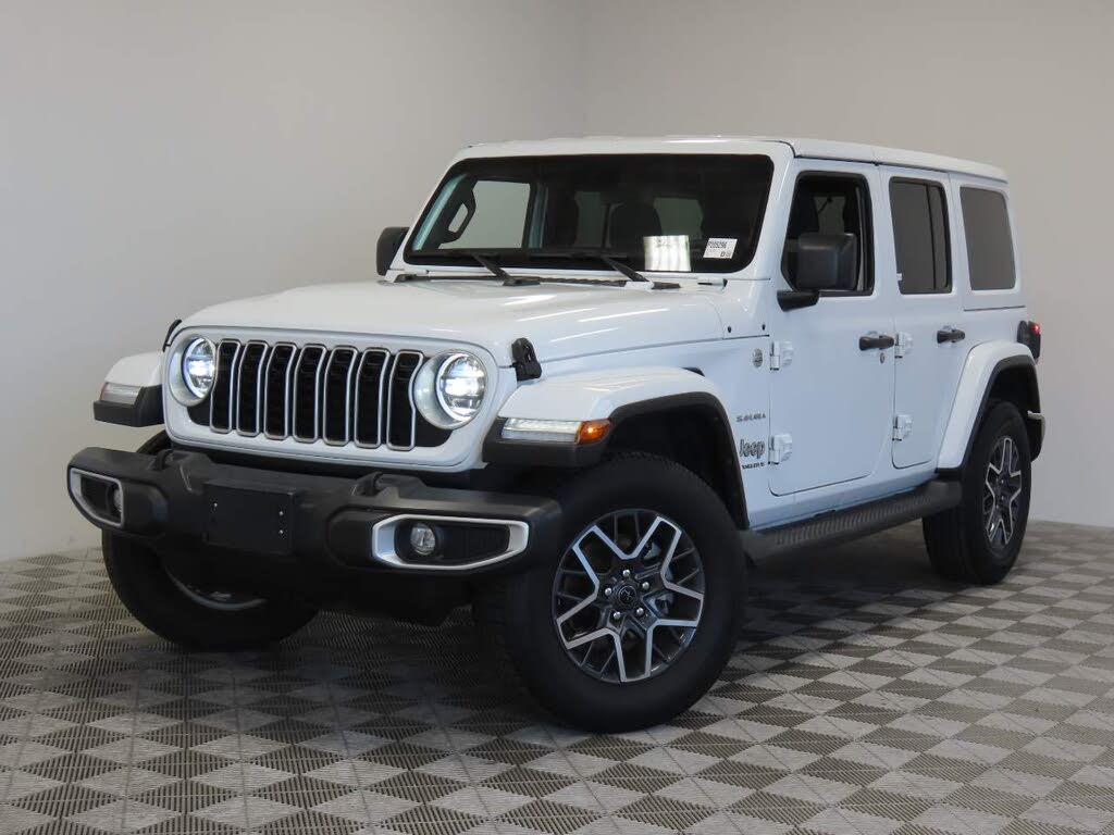 2024 Jeep Wrangler Sahara 4-Door 4WD