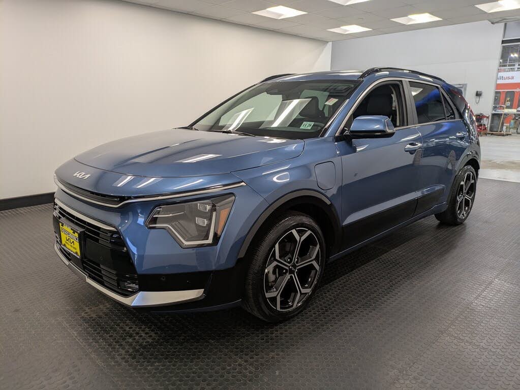 2024 Kia Niro Hybrid Plug-In SX Touring FWD