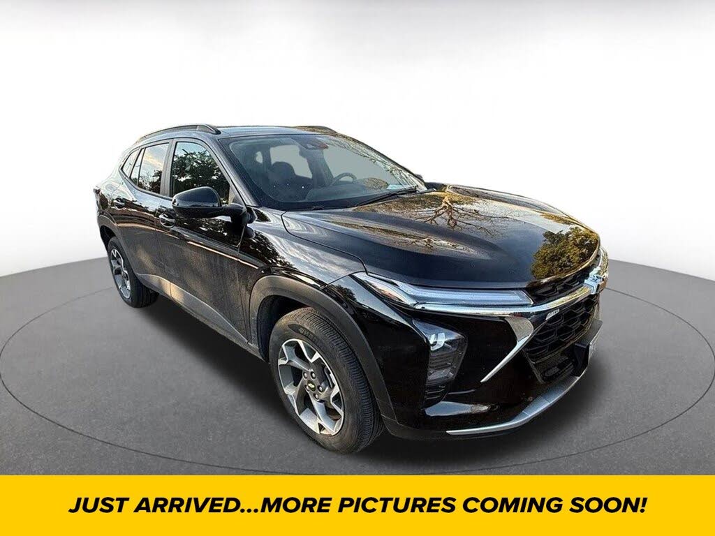 2025 Chevrolet Trax LT FWD