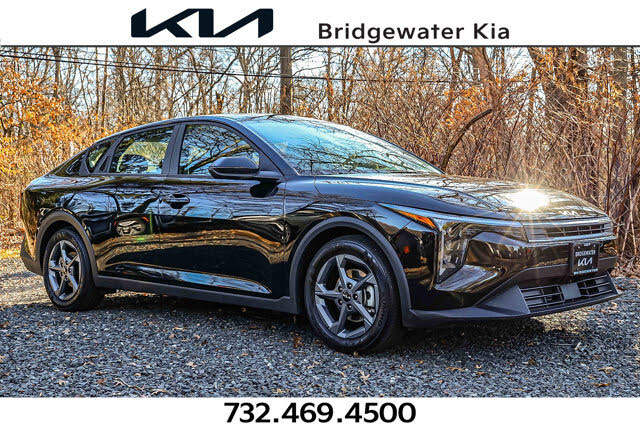 2025 Kia K4 LXS FWD