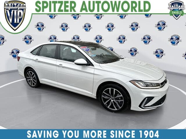 2025 Volkswagen Jetta SE FWD