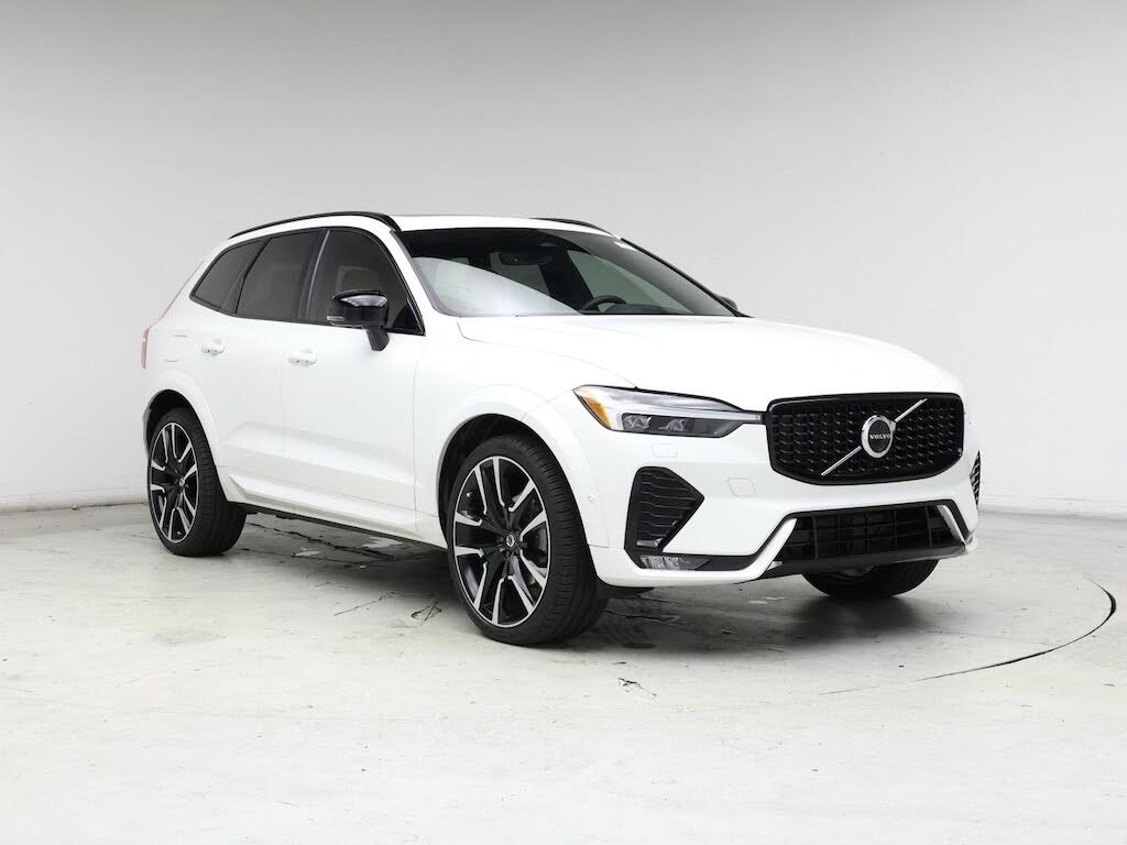 2025 Volvo XC60 B5 Ultra Dark Theme AWD