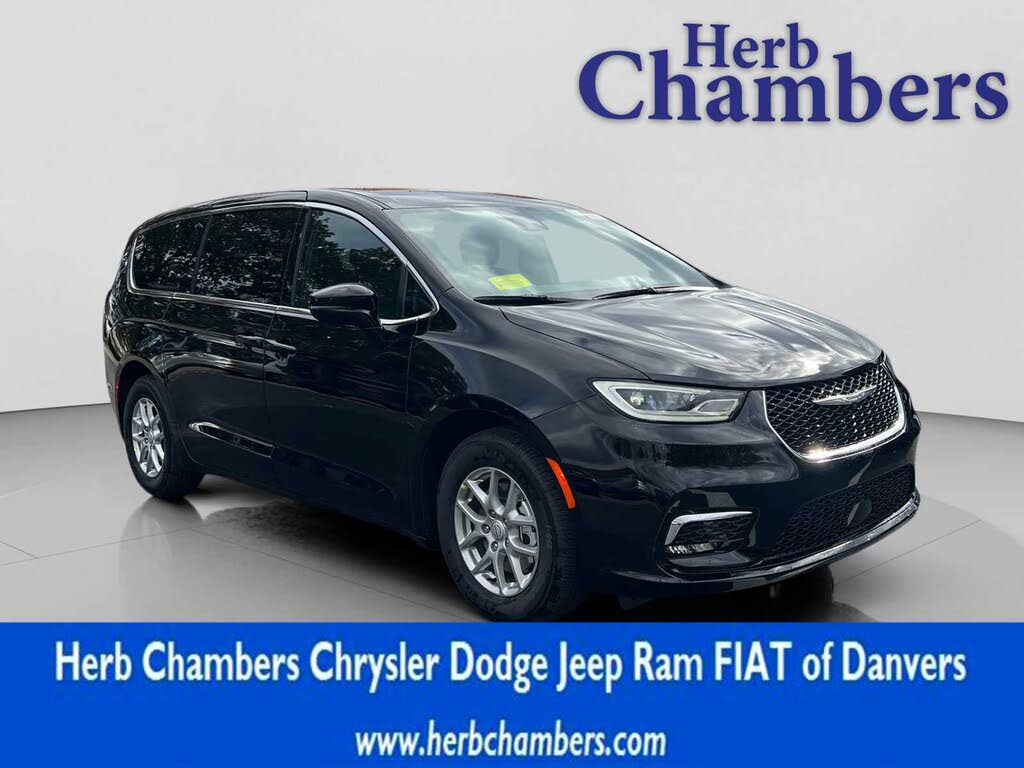 2026 Chrysler Pacifica Select FWD