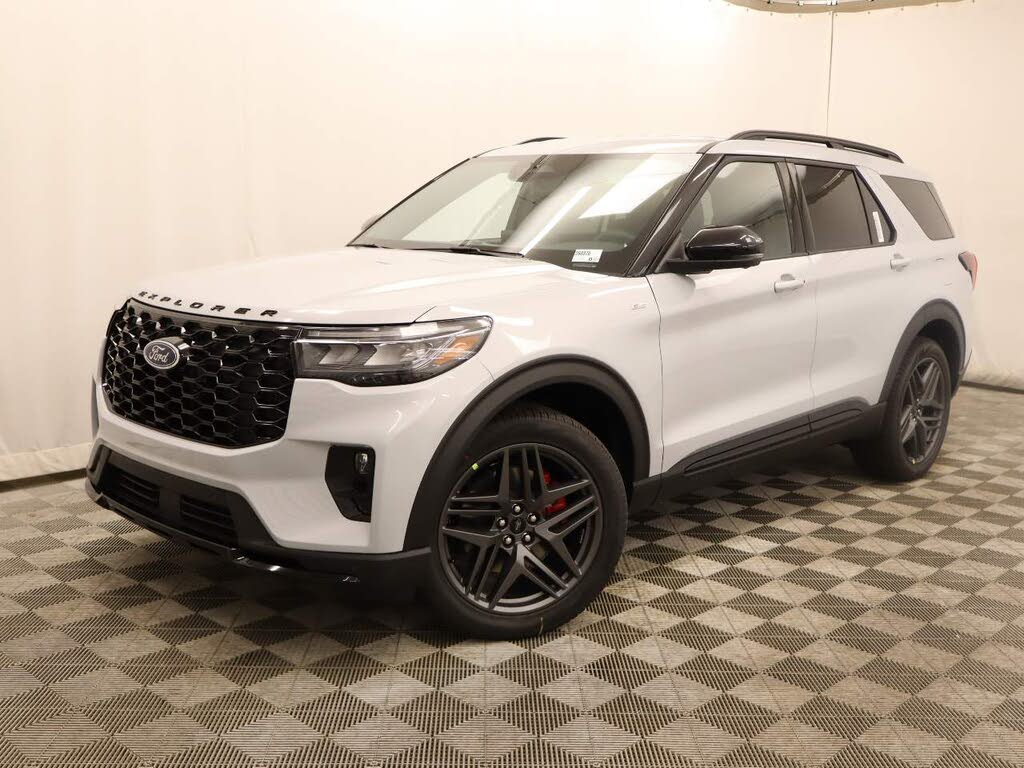 2026 Ford Explorer ST-Line RWD