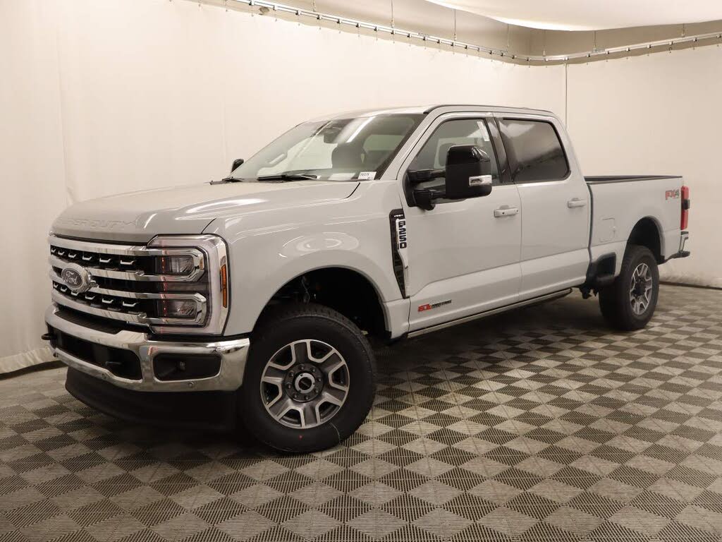 2026 Ford F-250 Super Duty Lariat Crew Cab 4WD