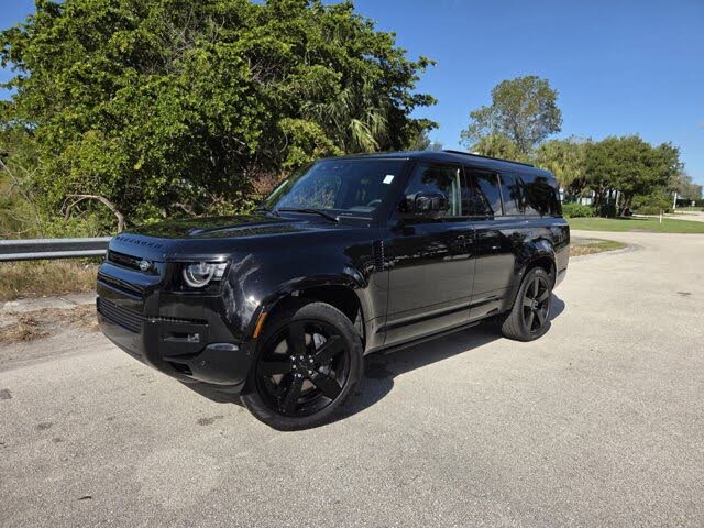 2026 Land Rover Defender 130 P400 X-Dynamic SE AWD