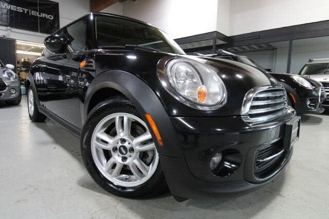 2013 MINI Cooper Hatchback FWD