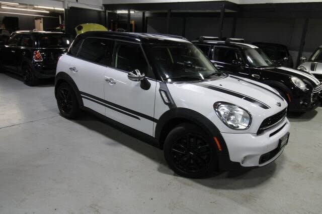 2016 MINI Countryman Cooper S FWD