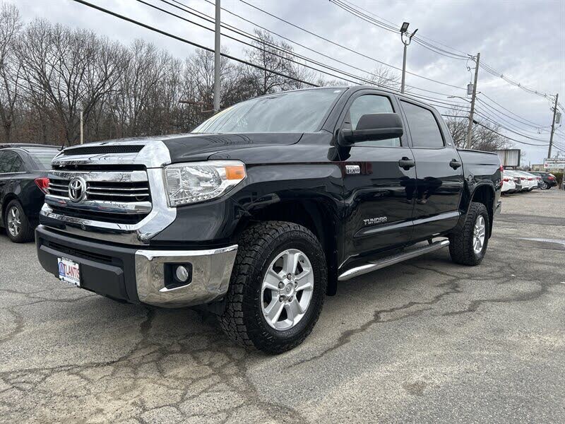 2016 Toyota Tundra SR5 CrewMax 5.7L 4WD