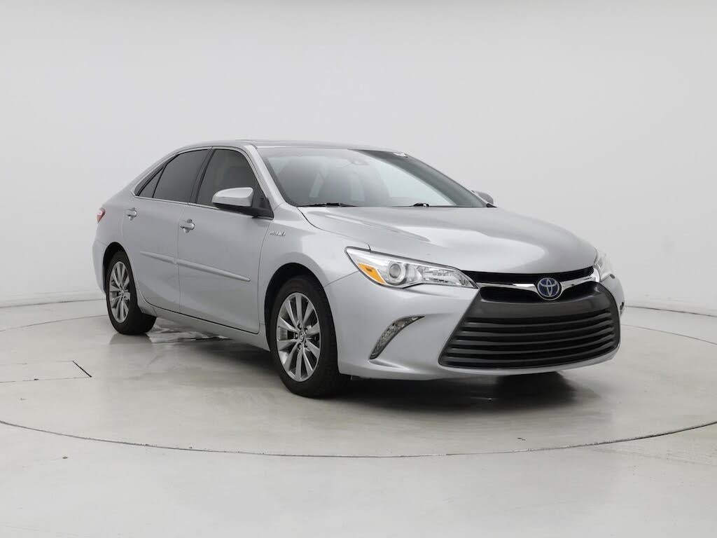 2017 Toyota Camry Hybrid XLE FWD