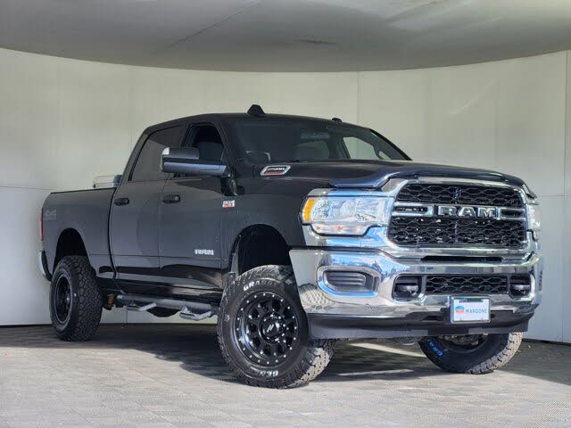 2022 RAM 2500 Tradesman Crew Cab 4WD