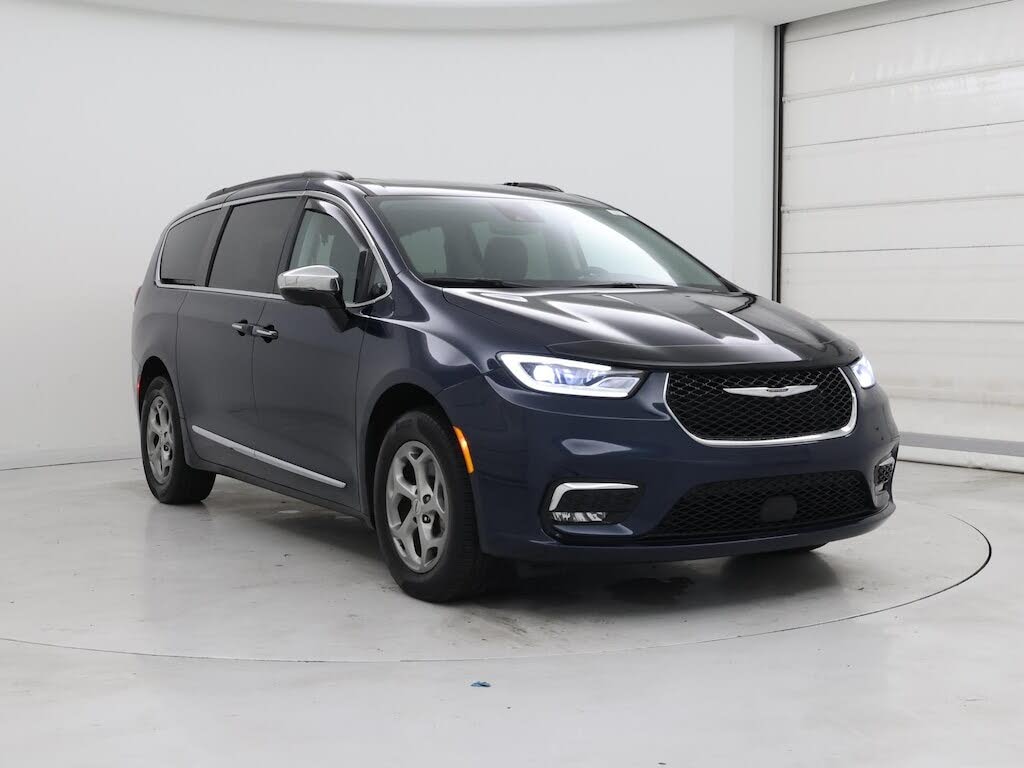 2023 Chrysler Pacifica Limited AWD