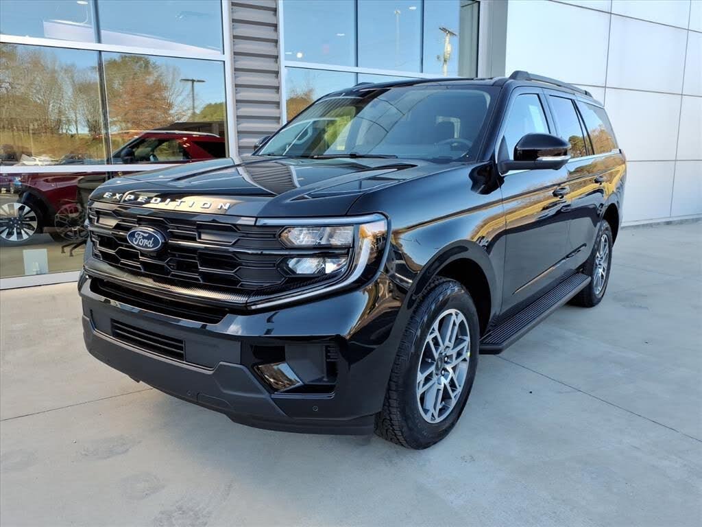 2025 Ford Expedition Active 4WD