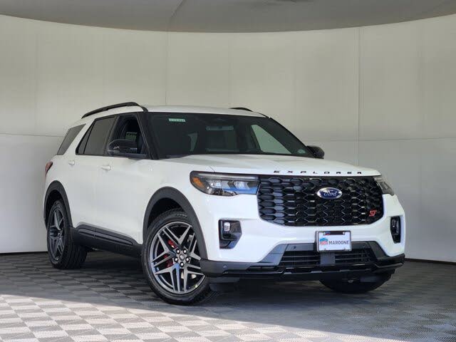 2025 Ford Explorer ST AWD