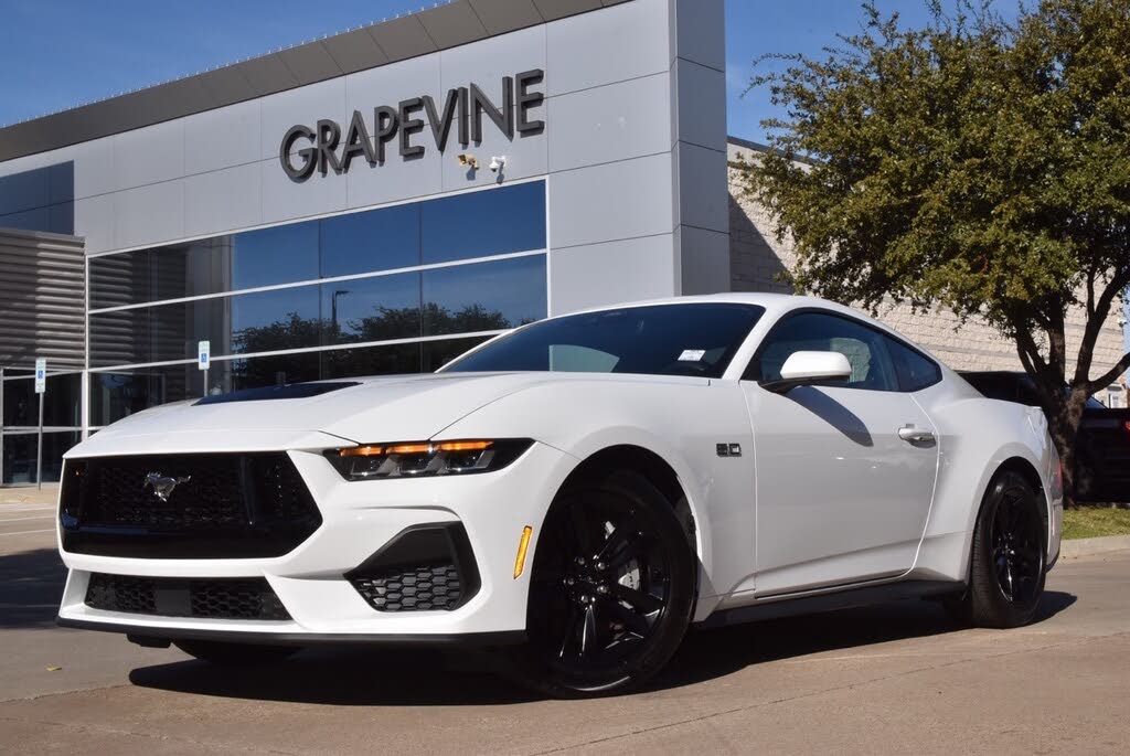 2025 Ford Mustang GT Fastback RWD