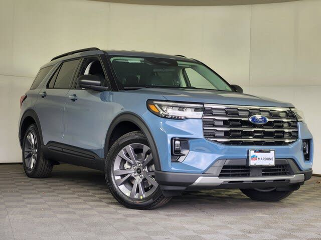 2026 Ford Explorer Active AWD