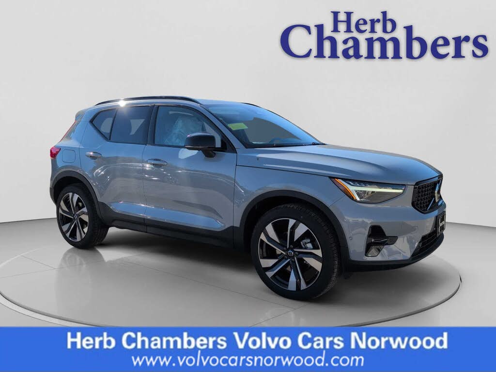 2026 Volvo XC40 B5 Ultra AWD
