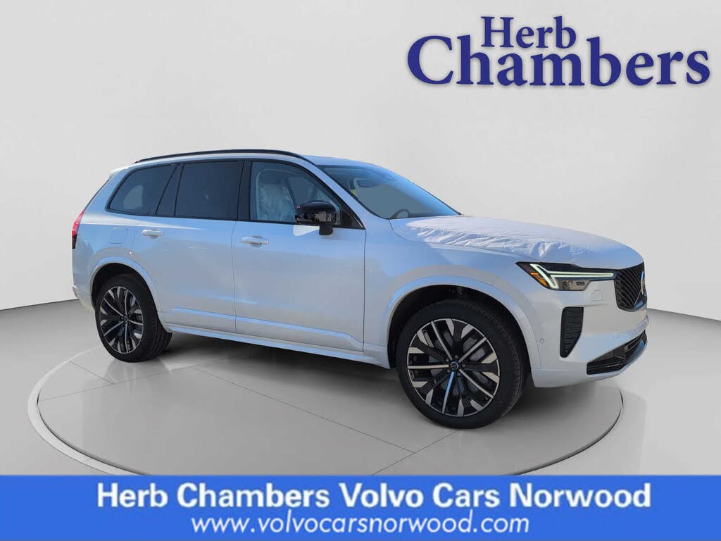 2026 Volvo XC90 B6 Ultra Dark 6-Passenger AWD