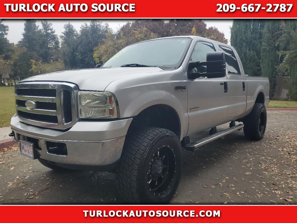 2006 Ford F-250 Super Duty XLT Crew Cab LB 4WD