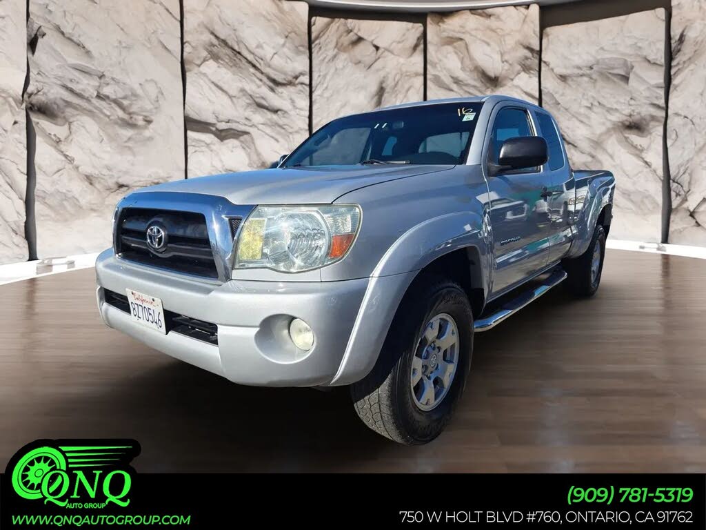 2006 Toyota Tacoma PreRunner V6 4dr Access Cab SB with automatic