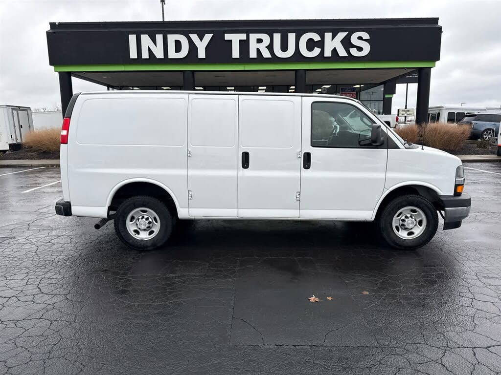 2019 Chevrolet Express Cargo 2500 RWD
