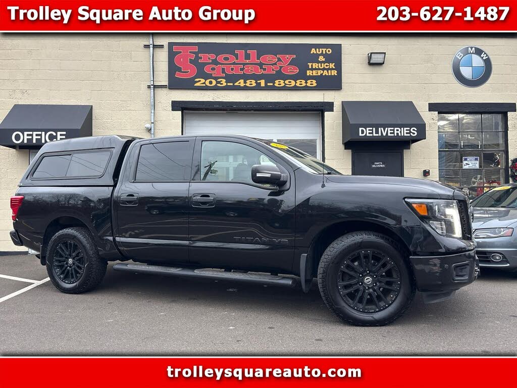 2019 Nissan Titan PRO-4X Crew Cab 4WD