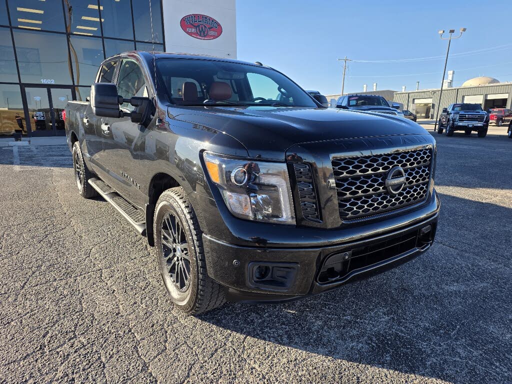 2019 Nissan Titan Platinum Reserve Crew Cab 4WD