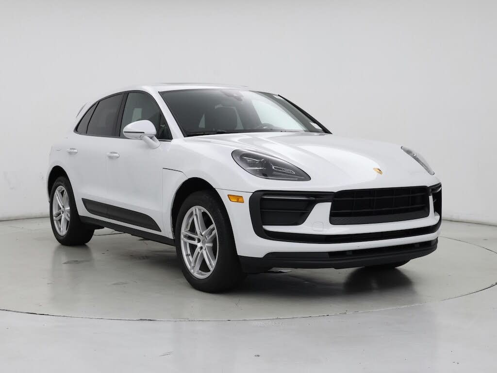 2022 Porsche Macan AWD