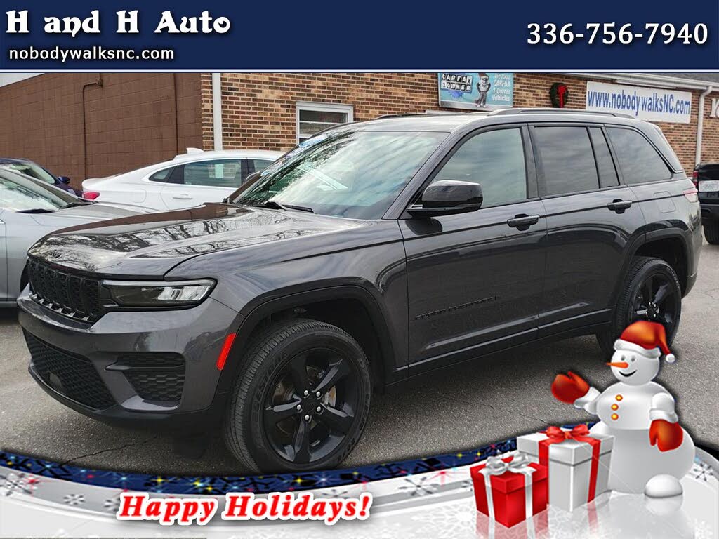 2023 Jeep Grand Cherokee Altitude 4WD