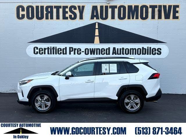 2024 Toyota RAV4 XLE FWD