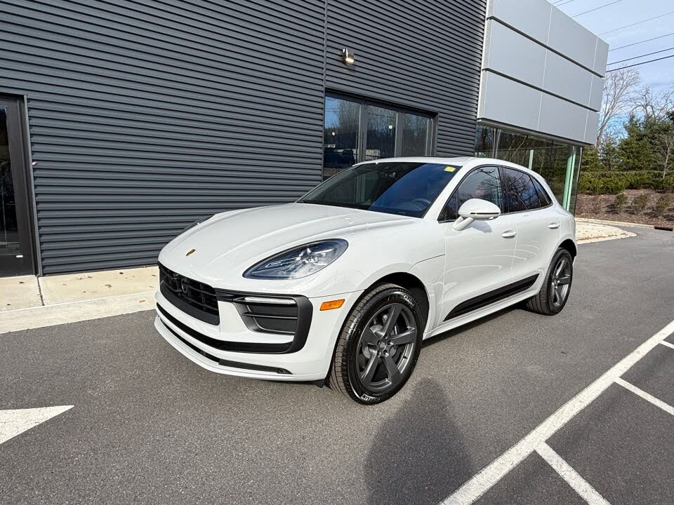 2026 Porsche Macan
