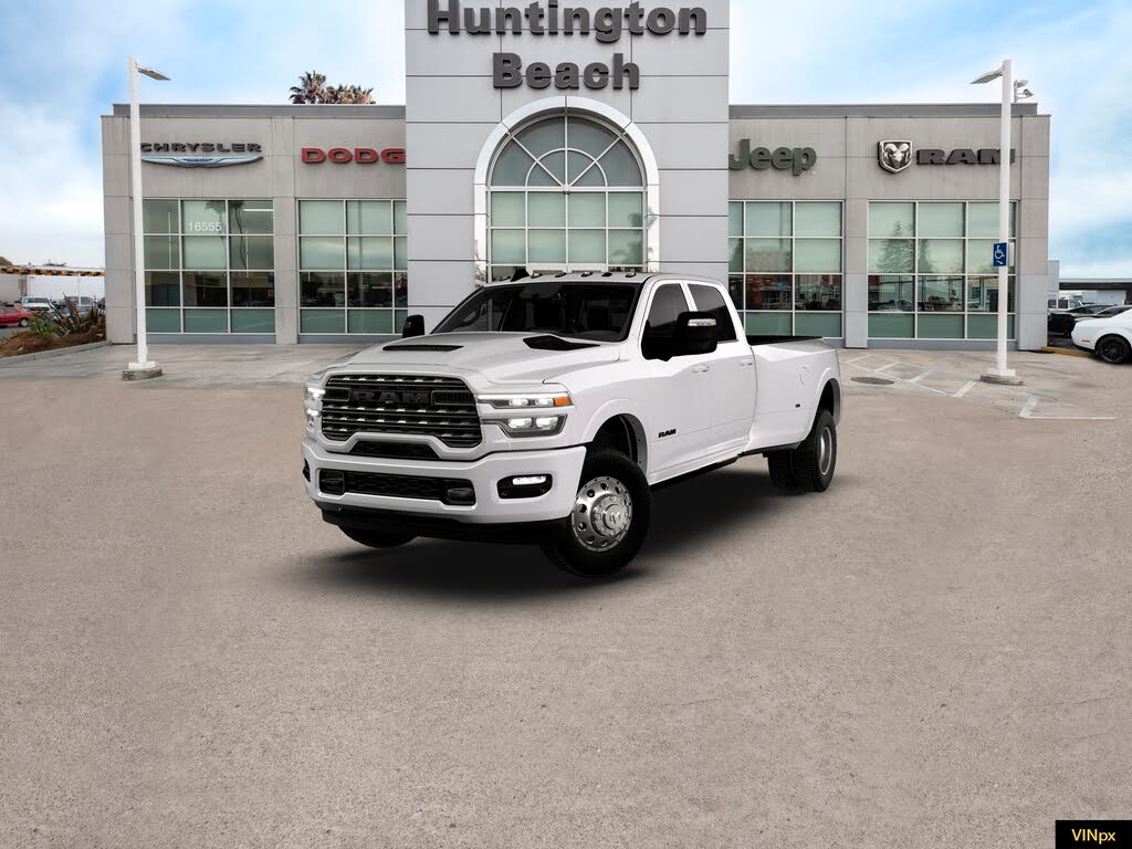 2026 RAM 3500 Limited Crew Cab LB DRW 4WD