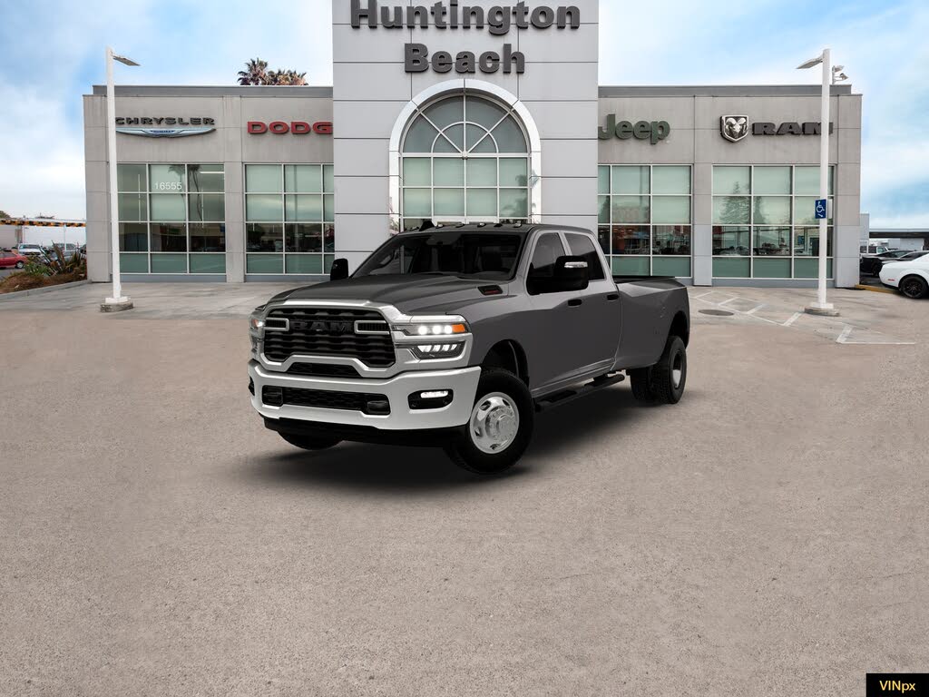2026 RAM 3500 Tradesman Crew Cab LB DRW 4WD