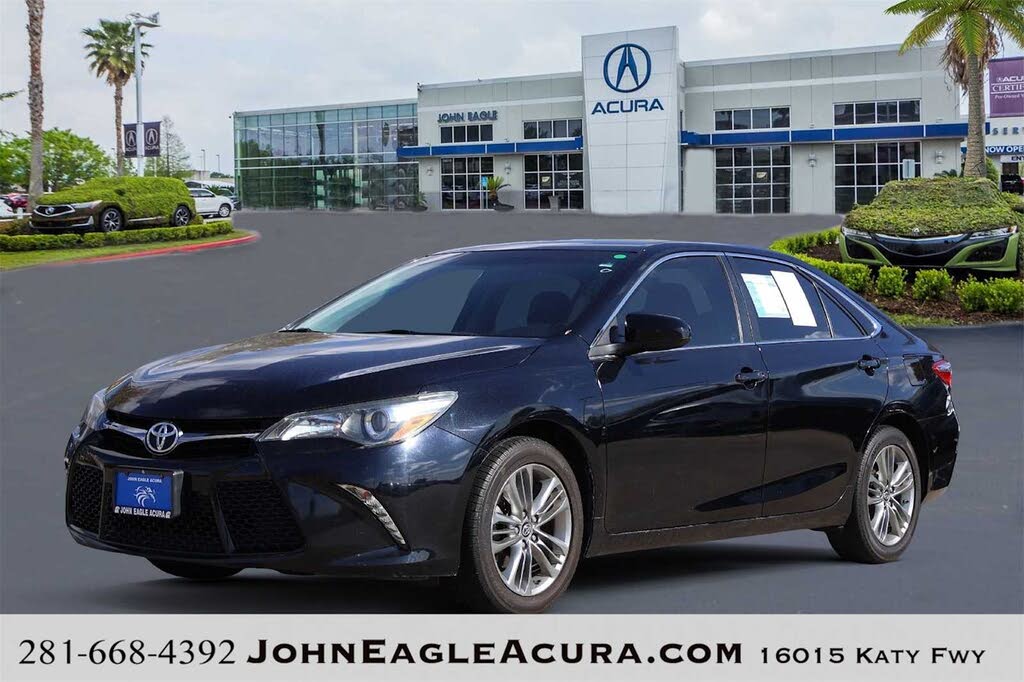 2016 Toyota Camry SE