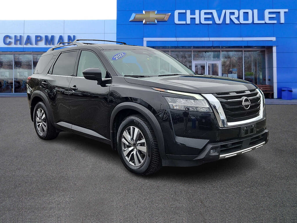 2022 Nissan Pathfinder SL 4WD