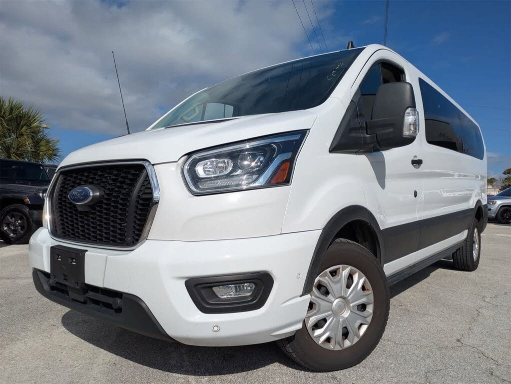 2023 Ford Transit Passenger 350 XLT Low Roof LB RWD