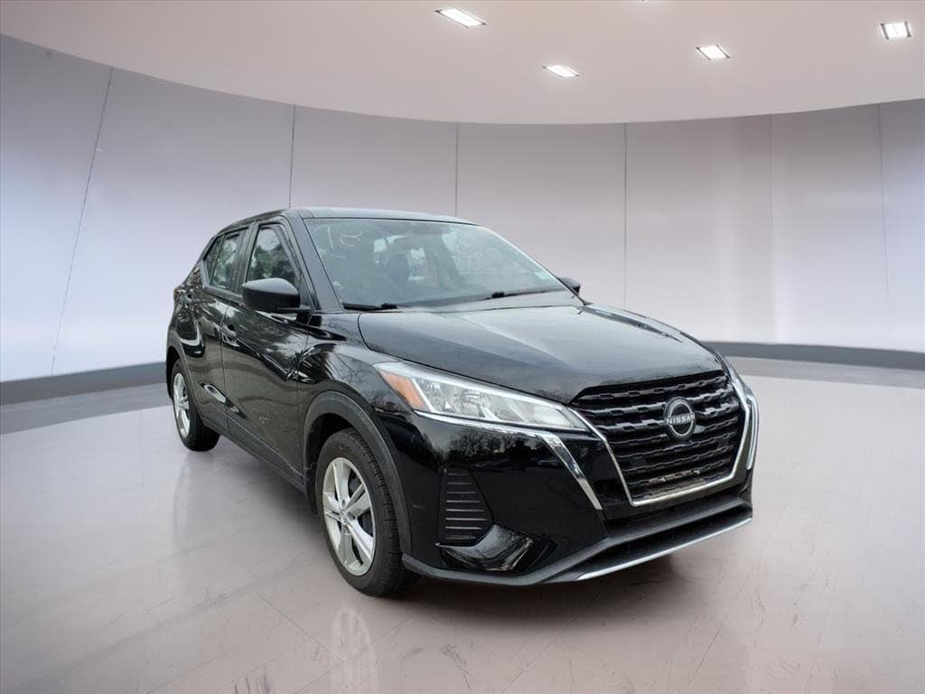 2023 Nissan Kicks S FWD