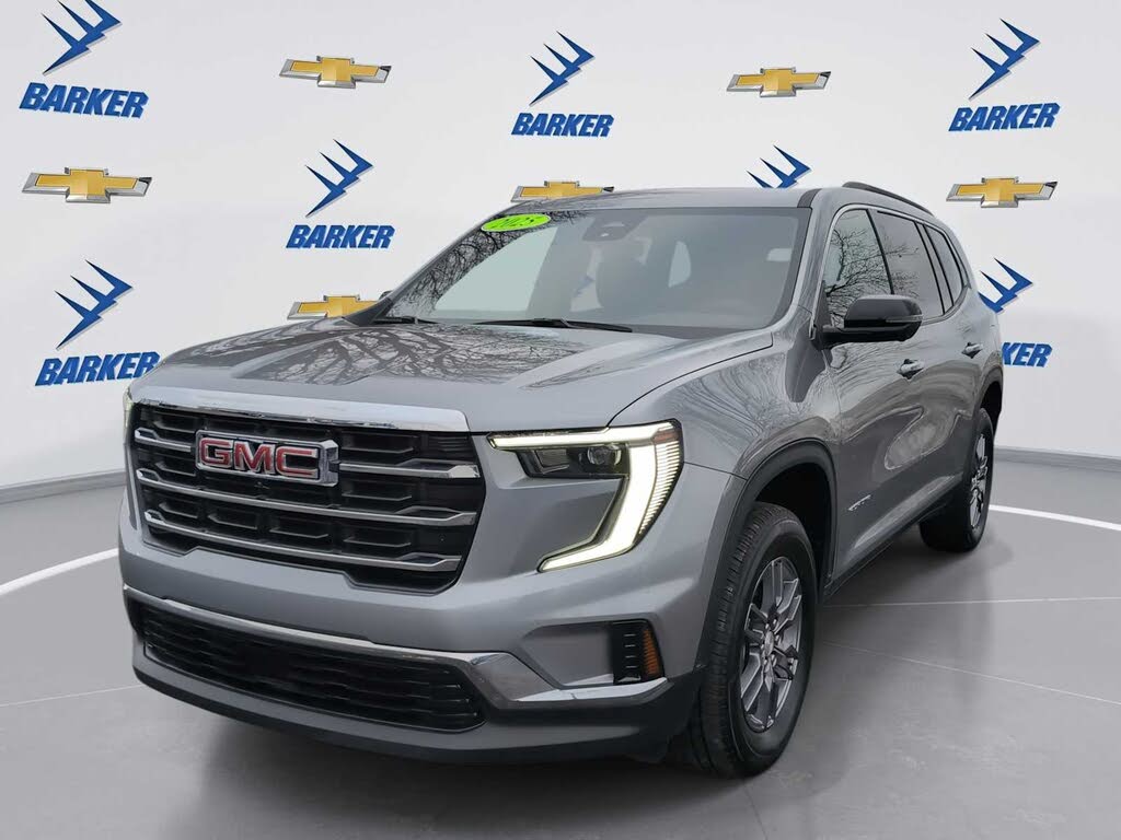 2025 GMC Acadia Elevation FWD