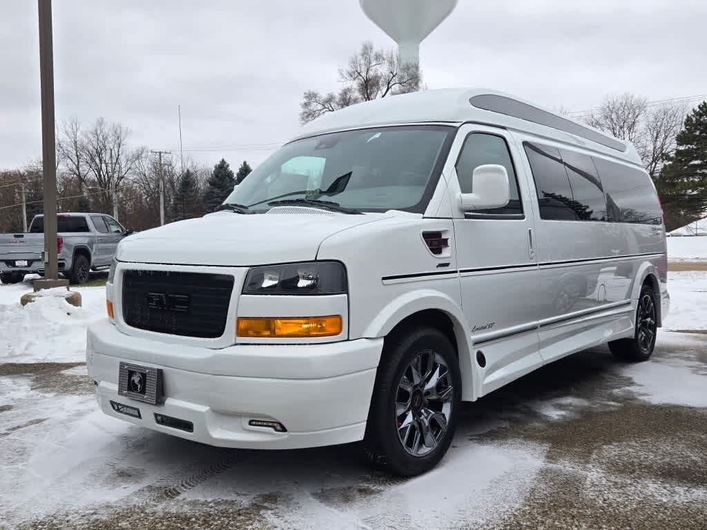 2025 GMC Savana Cargo 2500 RWD