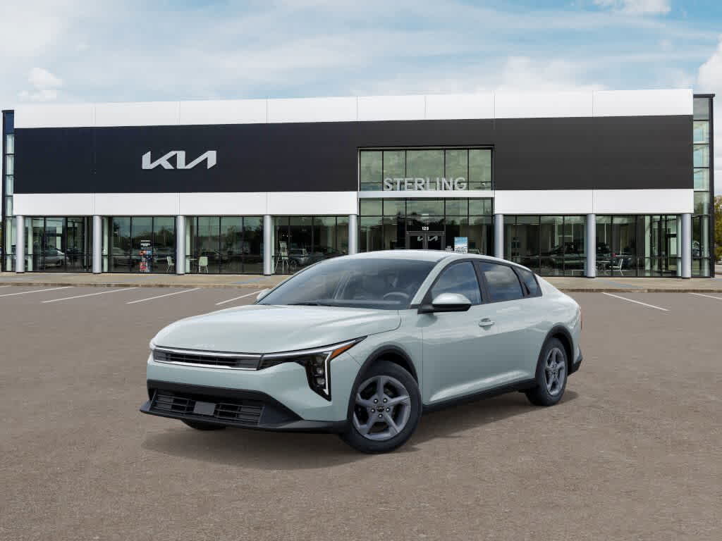 2025 Kia K4 LXS FWD