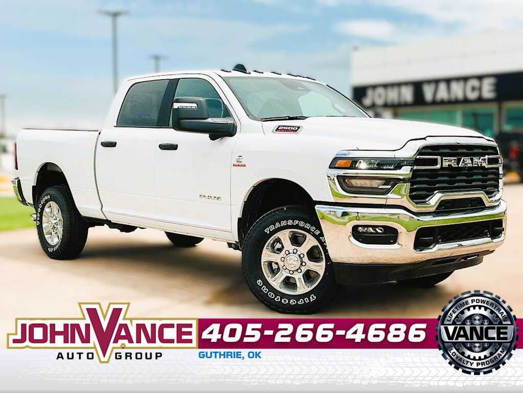 2025 RAM 2500 Big Horn Crew Cab 4WD