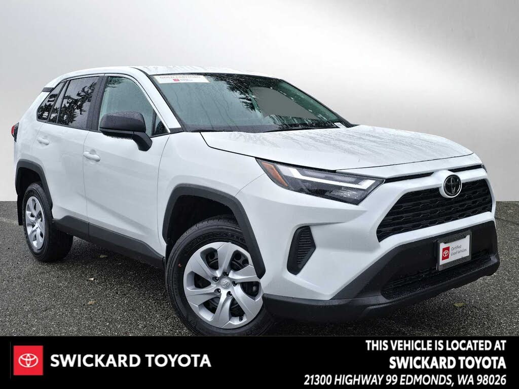 2025 Toyota RAV4 LE AWD
