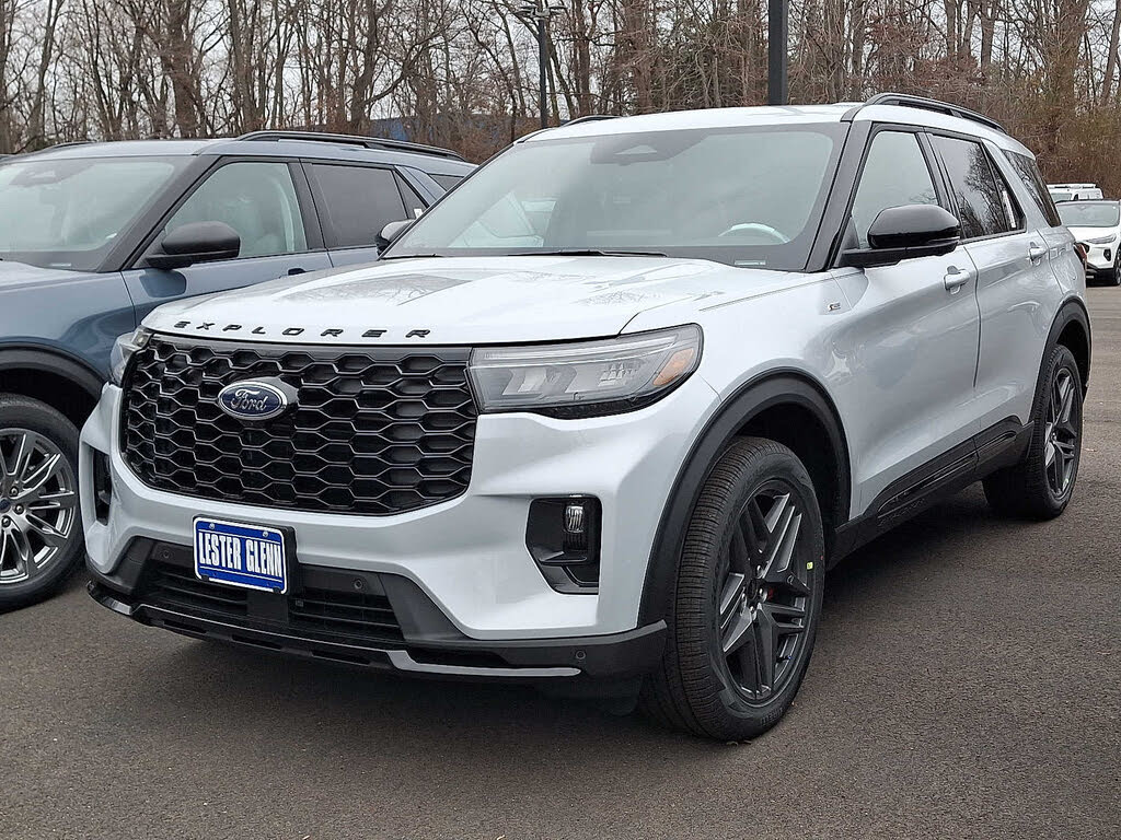 2026 Ford Explorer ST-Line AWD