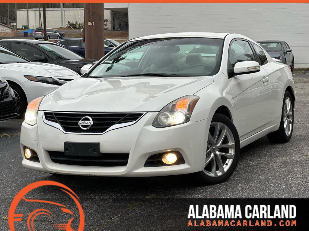 2010 Nissan Altima Coupe 3.5 SR